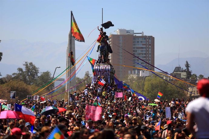 Manifestación en Santiago de Chile durante la jornada del Día Internacional de la Mujer 2020.