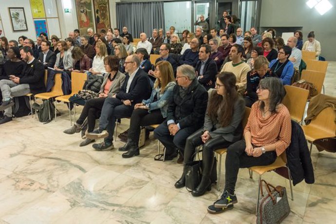 Alguns dels regidors i responsables municipals que formen part del Quadre Integral de Comandament (QIC) de l'Ajuntament de Lleida, durat la reunió celebrada el 10 de mar del 2020. (Horitzontal)