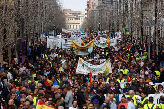 Imagen de la manifestación celebrada por los agricultores en Granada en febrero