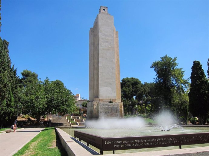 El monumento de Sa Feixina.