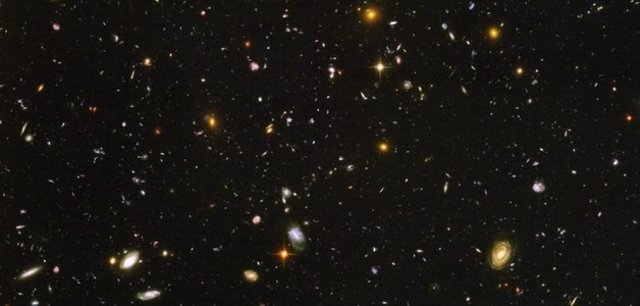 El campo ultra profundo del Hubble revela galaxias en abundancia.