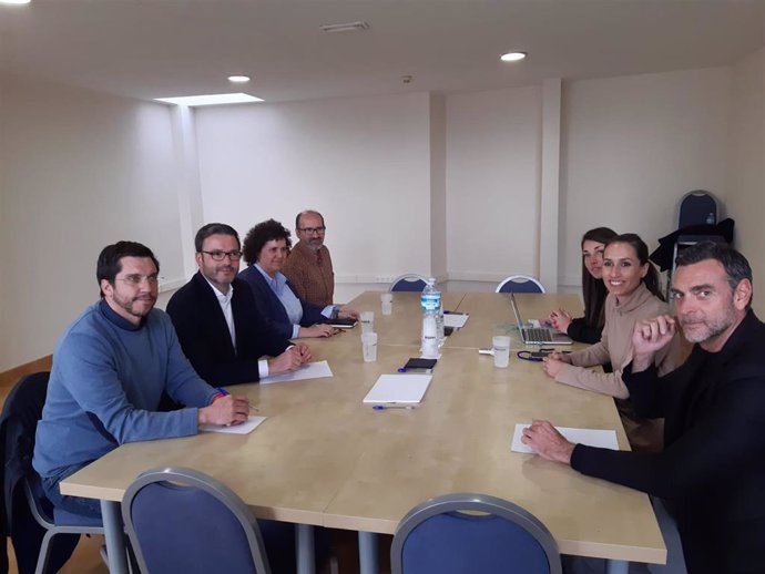 Encuentro entre representantes del Ayuntamiento de Palma y de la Federación Hotelera Playa de Palma.