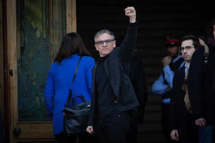 El diputado de ERC en el Parlament y exsecretario general de Vicepresidencia y Economía de la Generalitat, Josep Maria Jové, a su llegada para declarar al Tribunal Superior de Justicia de Catalunya (TSJC), que le procesa por presuntos delitos de desobed