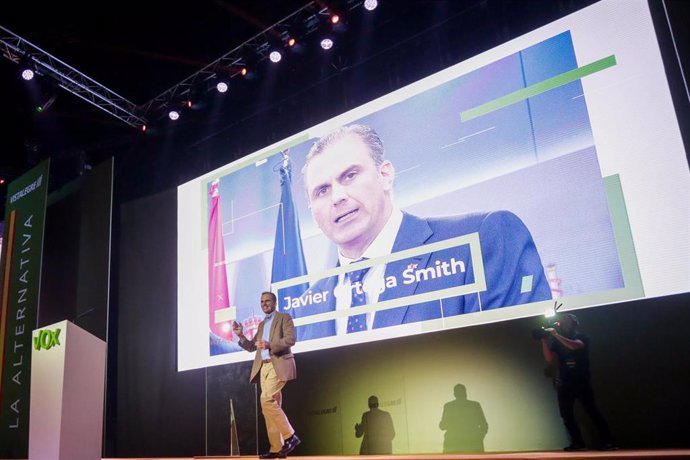 Javier Ortega Smith durante el mitin del Palacio de Vistalegre (Madrid)