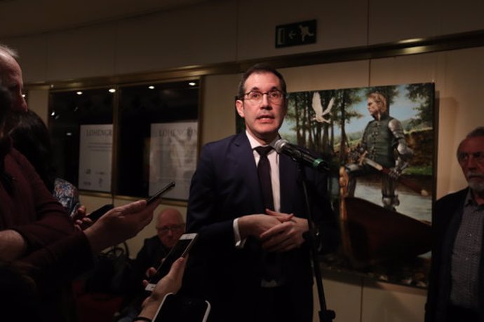 El director del Liceu, Valentí Oviedo, compareix en relació a les cancellacions de funcions per les mesures del Govern pel coronavirus. Imatge de l'11 de mar de 2020. (Horitzontal)