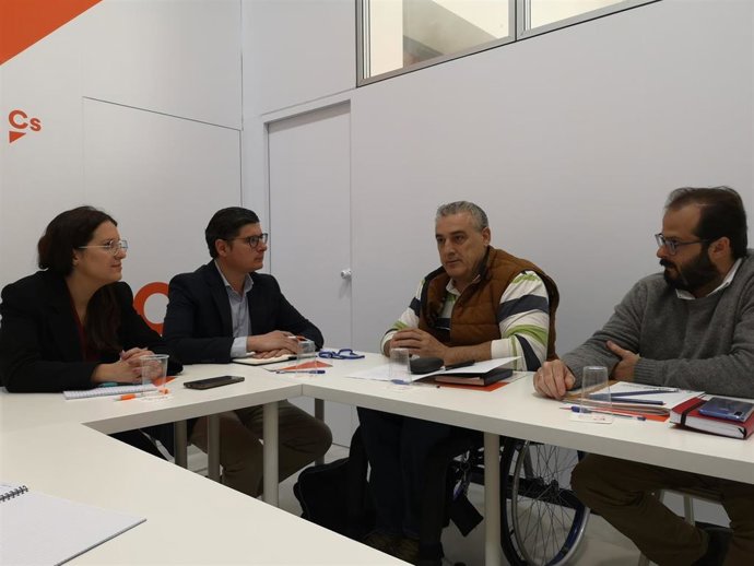 [Sevilla] Ciudadanos (Cs)  Ciudadanos Pide Libre Acceso En Grandes Eventos Para Los Vehículos De Apoyo De Las Personas Con Movilidad Reducida