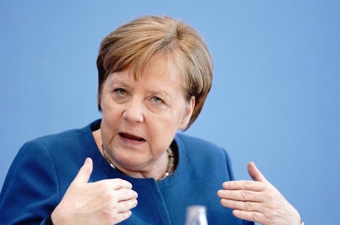 Coronavirus.- Merkel apela a la solidaridad porque hasta el 70% de los alemanes 