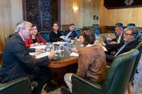 El Ayuntamiento de Zaragoza cierra los 31 centros de personas mayores, pero mantiene el servicio de comedor