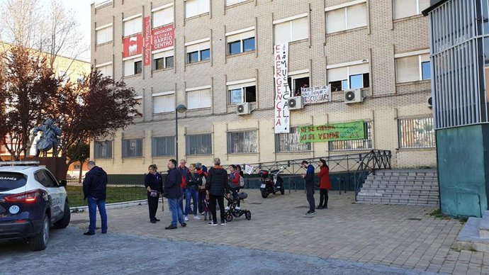 Policía local de Leganés se persona en la escuela de música para desalojar a los encerrados en las instalaciones ante el coronavirus