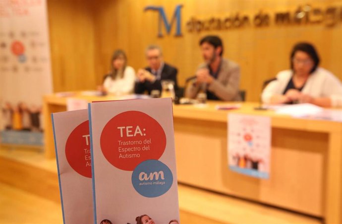 Prsentación del proyecto de Autismo Málaga y la Diputación para poner en marcha una campaña informativa sobre TEA en la provincia