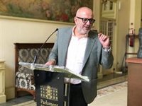 Ensenyat: "Es imprescindible consolidar el modelo lingüístico dentro del sistema educativo"