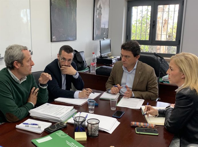 Cádiz.- La Junta aborda el PGOU de La Línea con el alcalde de la ciudad