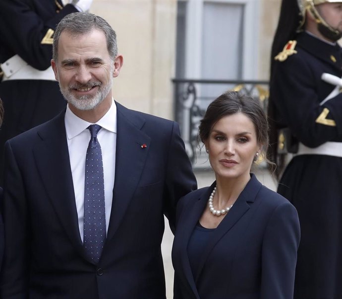 Macron hosts King and Queen of Spain