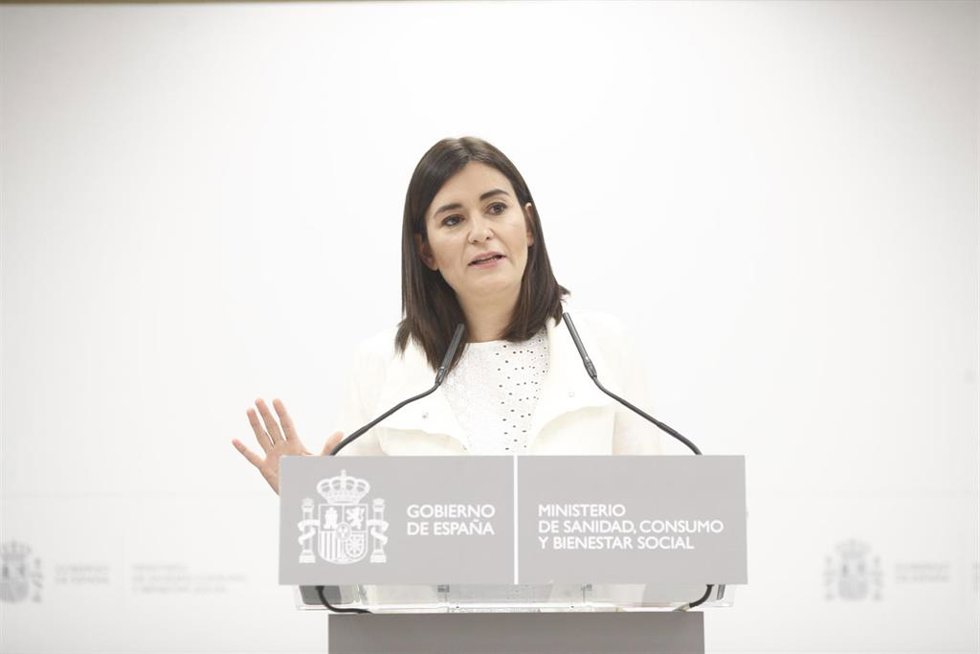 Rueda de prensa de la ministra de Sanidad, Carmen Montón, para dar explicaciones tras las informaciones que aseguran que la Universidad Rey Juan Carlos (URJC) de Madrid está investigando el máster que cursó en el Instituto de Derecho Público.