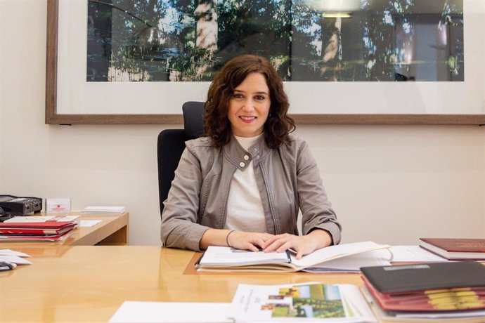 Retrato de la presidenta de la Comunidad de Madrid, Isabel Díaz Ayuso, en Madrid a 7 de diciembre de 2019.