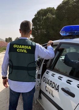 Guardia Civil arresta a los tres miembros de un joven grupo criminal vinculado con robos en viviendas, vehículos y a transeúntes