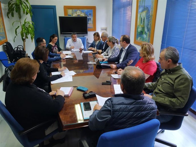 Nota/ El Ayuntamiento Suspende Las Actividades En El Centro Cultural Infanta Elena, Museo De La Huerta, Archivo Histórico, Centro De Participación Y El Mercado Semanal