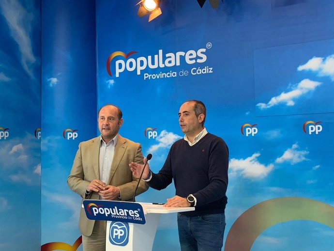 El portavoz del PP en Diputación, Antonio Saldaña, en rueda de prensa