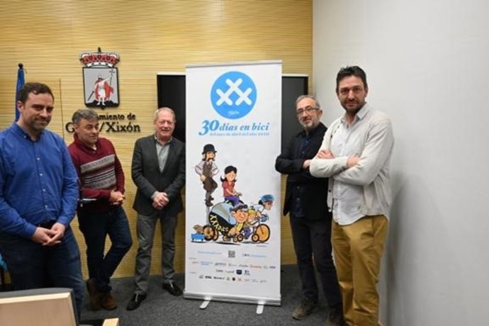 Presentación de la VII edición de '30 días en bici'