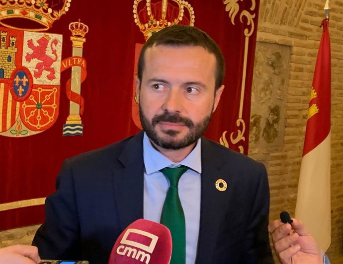 La implantación del águila real cerca del vertedero ideado en Guadalajara abre l