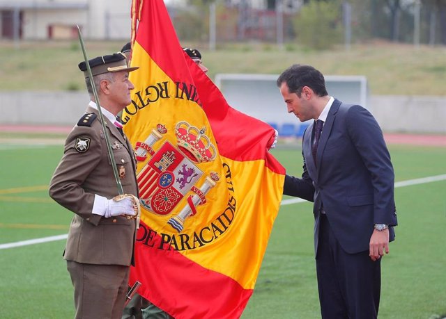 El vicepresidente de la Comunidad de Madrid, Ignacio Aguado, en una Jura de Bandera en Paracuellos del Jarama.
