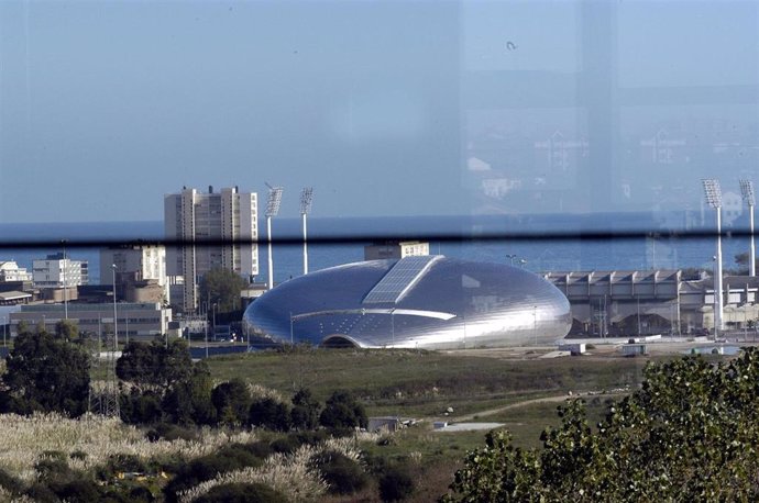 Imagen exterior del Palacio de Deportes de la ciudad de Santander. 
