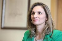 La consejera de Medio Ambiente revela que ha dado positivo en la prueba del coronavirus