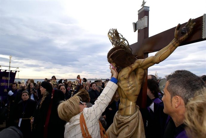 Uno de los últimos desfiles de la Semana Santa Marinera