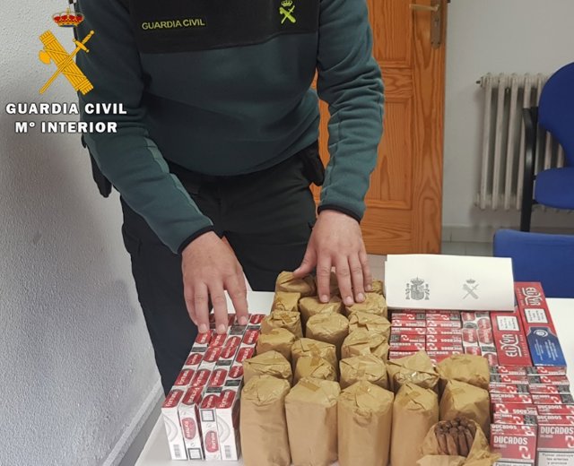 La Guardia Civil de Albacete interviene 1.500 cigarrillos y 460 puros sin la correspodiente precinta fiscal