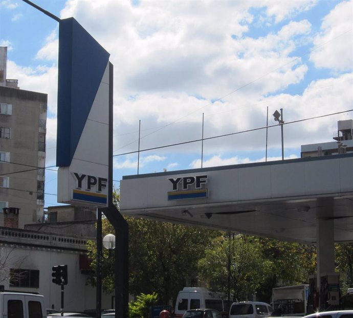 Gasolinera YPF de Buenos Aires