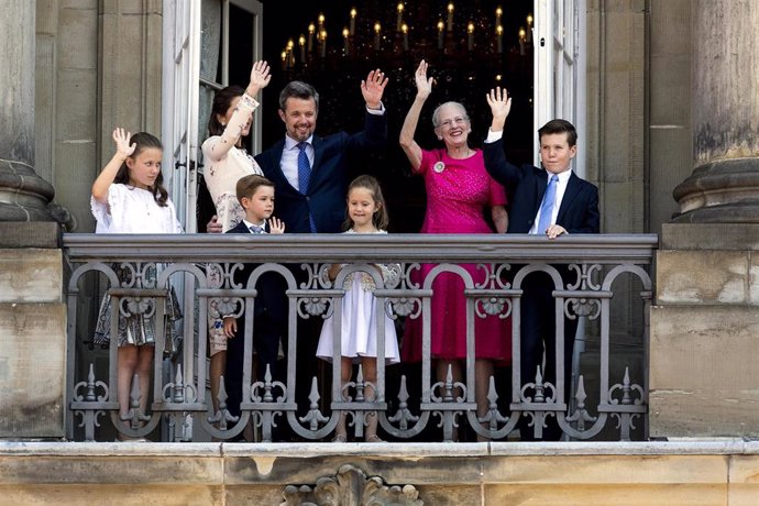 Crown Prince Frederik Of Denmark Receives From The Palace Balcony The People's Homage On His 50th Birthday