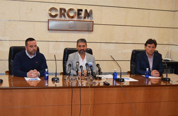 Imagen de la rueda de prensa de los responsables de Hostemur