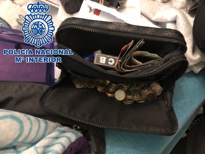 Boso con dinero de venta de droga intervenido en Algeciras