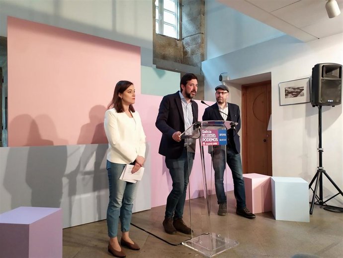 Rueda de prensa de Galicia en Común en Santiago