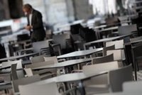 Hosteleros asumen su "responsabilidad" ante el cierre de locales pero advierte que sin ayudas tendrá "impacto letal"