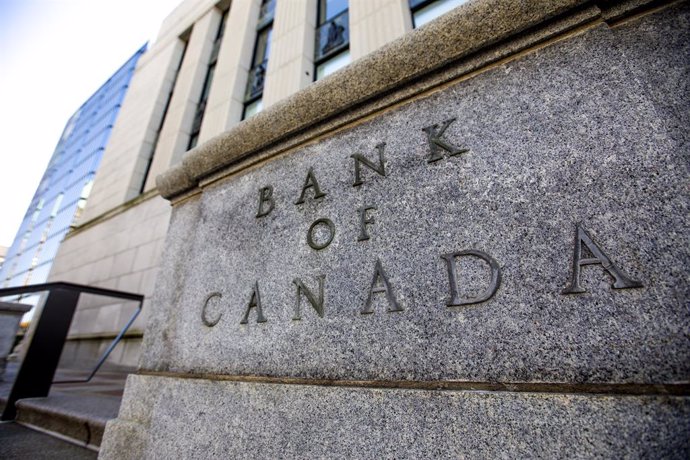 Canadá.- El Banco de Canadá rebaja por sorpresa los tipos en otros 50 puntos bás