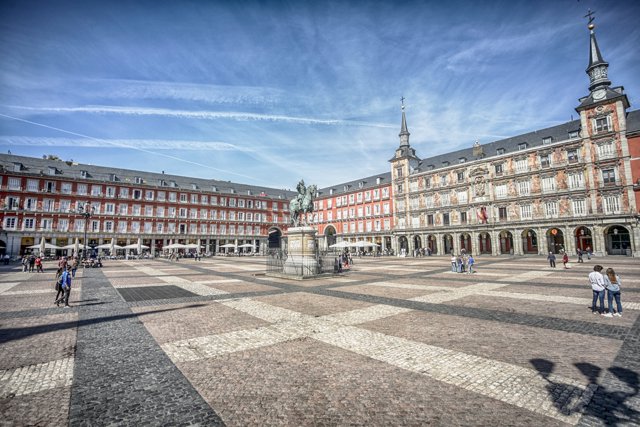 La Plaza Mayor de Madrid vacía el 13 de mazo de 2020