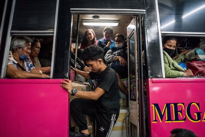 Filipinas.- El Gobierno filipino cierra Manila por la noche tras constatar un re