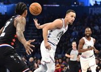 Curry sufragará los gastos de comedor de los niños de Oakland afectados por el cierre de los colegios