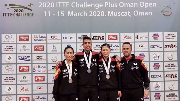 Álvaro Robles y María Xiao se quedan la plata de una histórica final en Omán