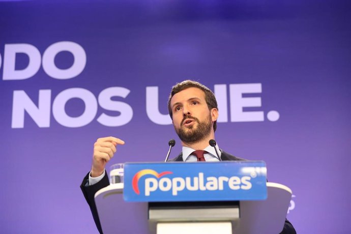 El presidente del Partido Popular, Pablo Casado, en una rueda de prensa tras la reunión del Comité de Dirección del PP donde han propuesto un plan de choque económico para parar el impacto del coronavirus. Madrid (España), a 9 de marzo de 2020.