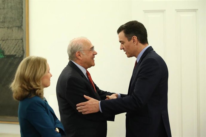 Pedro Sánchez y Ángel Gurría (OCDE) se reúnen para hablar del impacto del coronavirus en la economía