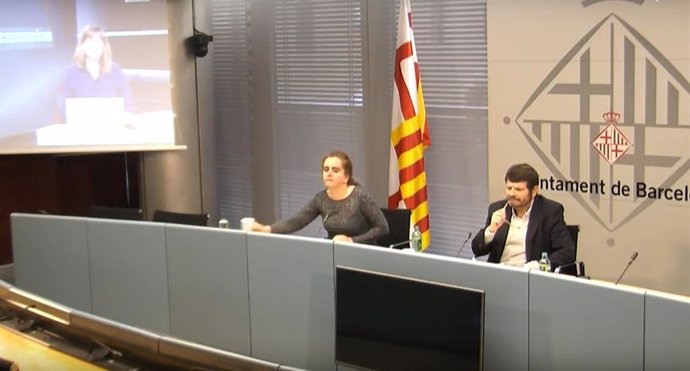 Imatge de la roda de premsa telemtica de la regidor de Barcelona Gemma Tarafa i el tinent d'alcalde Albert Batlle sobre el coronavirus