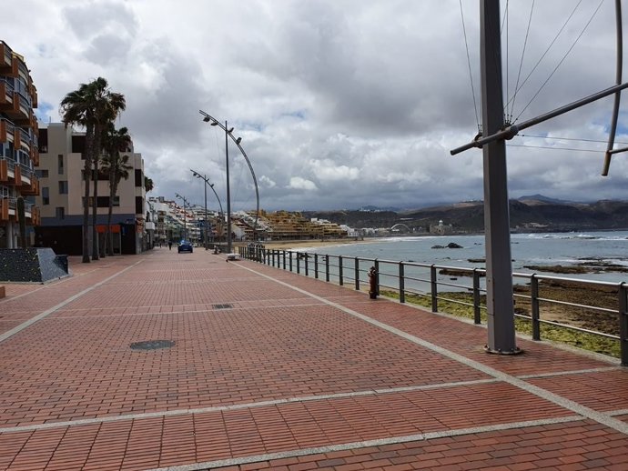 Paseo de la Playa de Las Canteras este domingo