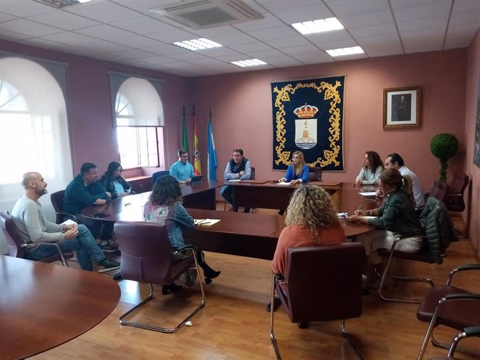 Ayuntamiento de Alcalá de Guadaíra pide al Gobierno emplear el superávit en ayuda a autónomos y pymes