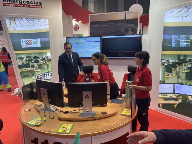 Nota De Prensa Y Fotos: La Agencia De Seguridad Y Emergencias Madrid 112 Exhibe Sus Servicios En Sicur 2020