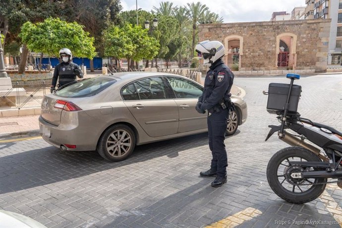 Policía Local de Cartagena pone cuatro denuncias por no atender los requerimientos por coronavirus