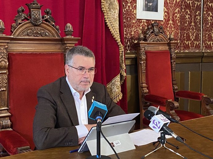 L'alcalde de Tarragona, Pau Ricom, en roda de premsa.