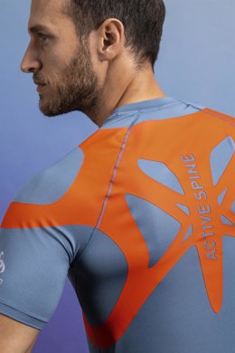 Odlo renueva la colección Active Spine que mejora la postura corporal
