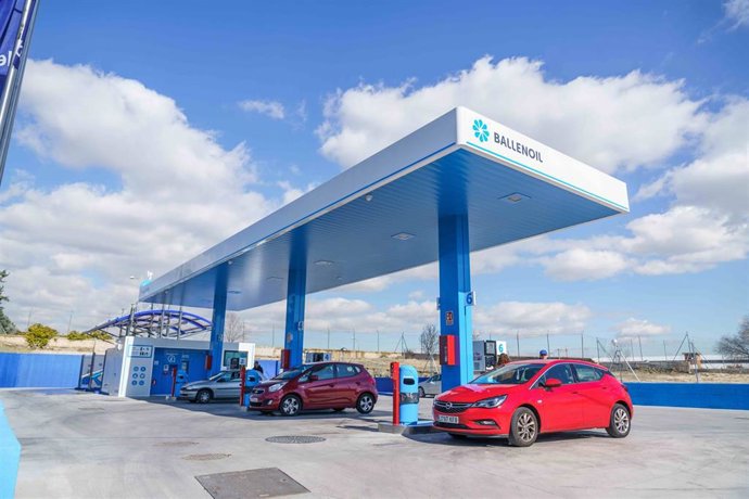 Estación de servicio de Ballenoil